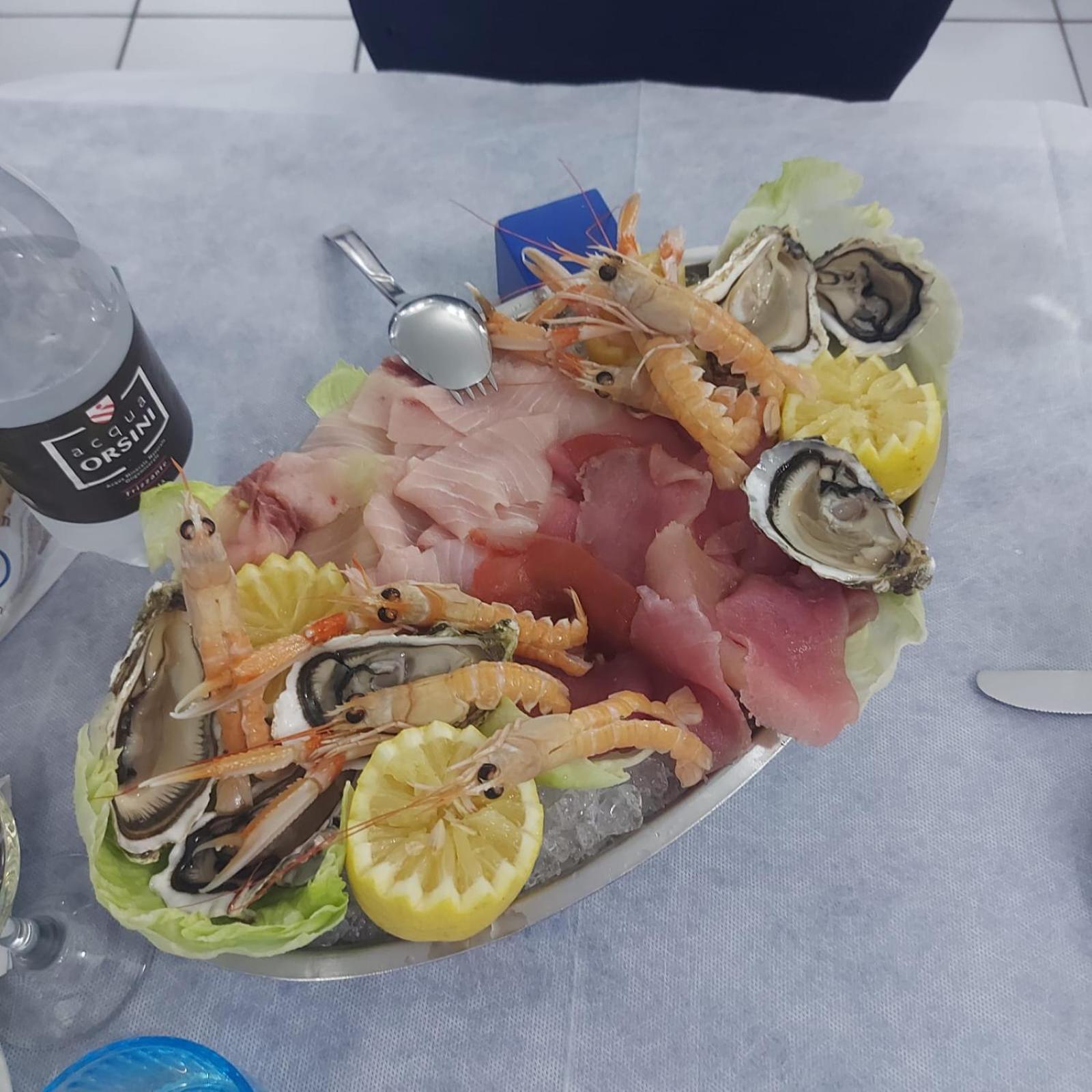 Hotel Caraibisiaco Sul Mare San Pietro in Bevagna Buitenkant foto
