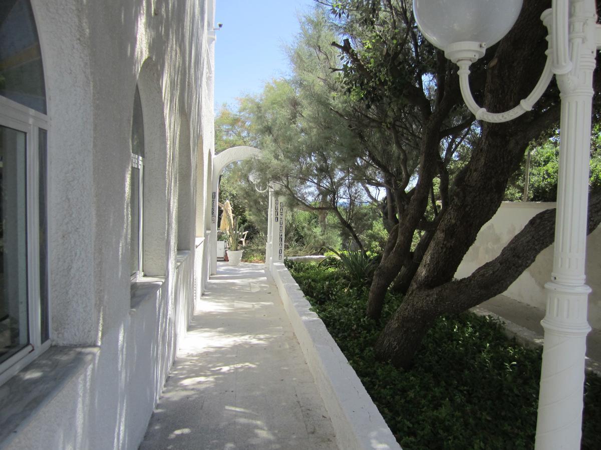 Hotel Caraibisiaco Sul Mare San Pietro in Bevagna Buitenkant foto