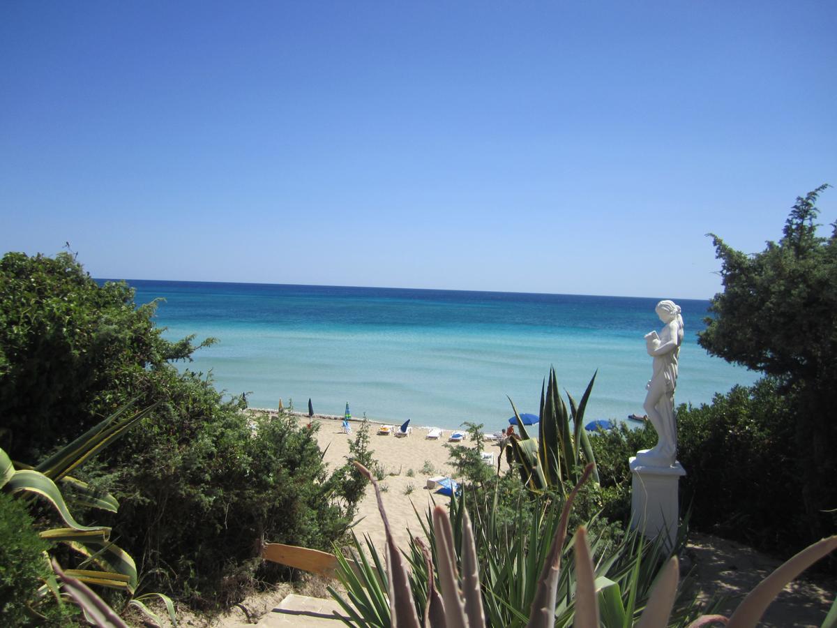 Hotel Caraibisiaco Sul Mare San Pietro in Bevagna Buitenkant foto