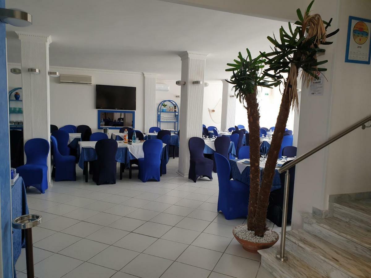 Hotel Caraibisiaco Sul Mare San Pietro in Bevagna Buitenkant foto