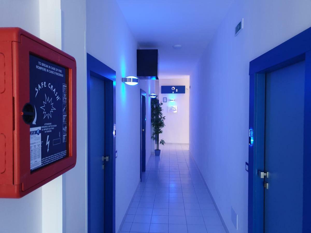 Hotel Caraibisiaco Sul Mare San Pietro in Bevagna Buitenkant foto
